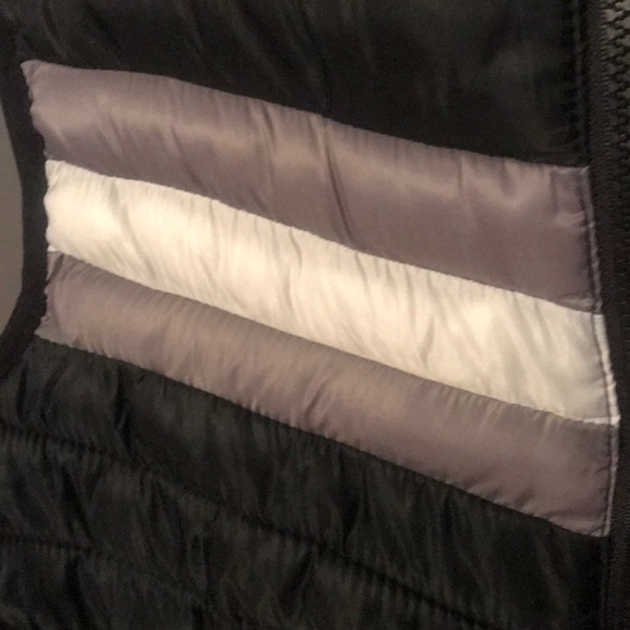 Fabletics XL black/gray/white down vest - Picture 6 of 8